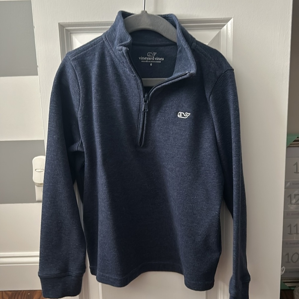 Vineyard Vines Boys Swearter - Picture 4 of 4